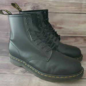 Dr. Martens 1460 8 Eye Smooth Leather Mens